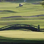 Golf Castelconturbia Отель Аграте-Контурбия