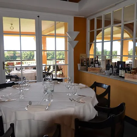 Otel Golf Castelconturbia