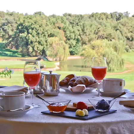 Golf Castelconturbia Hotel