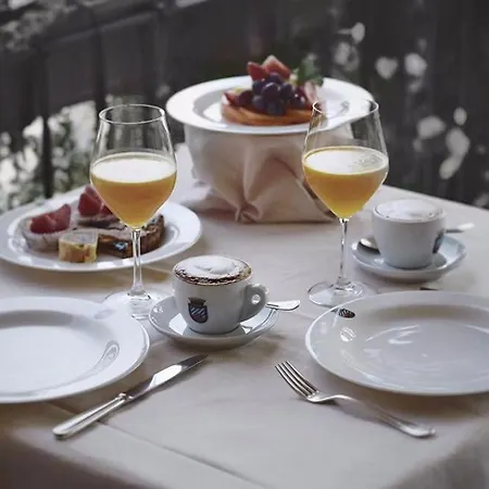 Golf Castelconturbia 4*