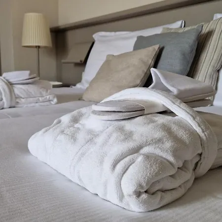 Hotel Golf Castelconturbia 4*