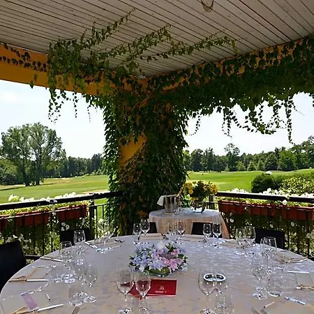 Golf Castelconturbia فندق Agrate Conturbia
