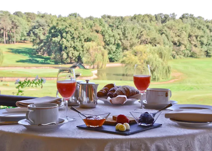 Golf Castelconturbia Hotel