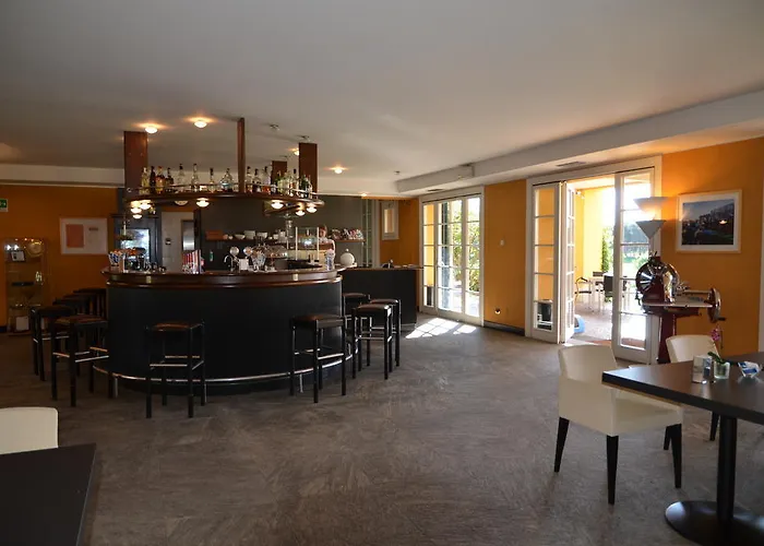 Golf Castelconturbia Ξενοδοχείο 4*
