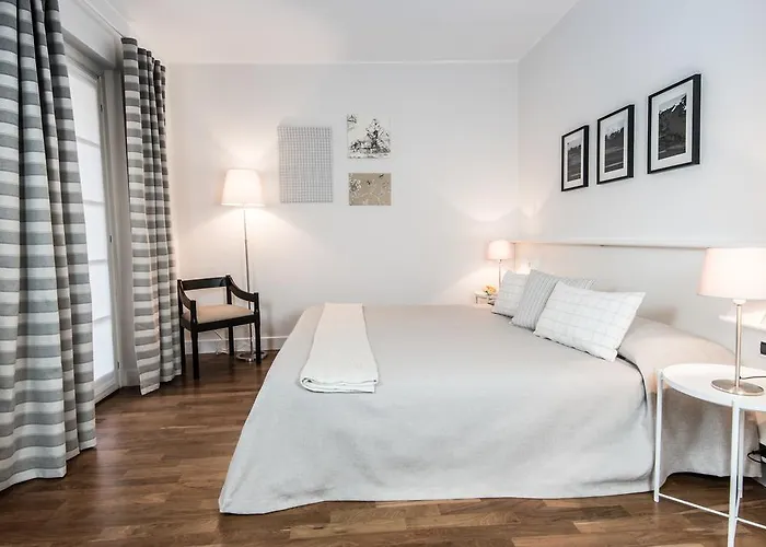 Ξενοδοχείο Golf Castelconturbia 4*